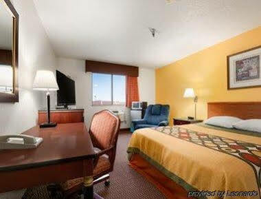 Brookville Inn Bagian luar foto